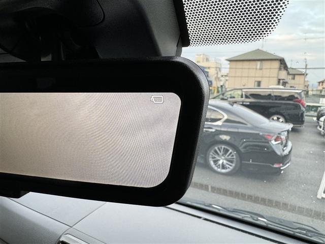 ���f�W�^���C���i�[�~���[���ԗ�����J�����̉f�����~���[�ɉf�����ƂŁA��Ȃɐl��ו��������Ă����邱�Ƃ��ł��܂��I