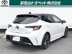 リフレッシュクリーニング「爽・快・車」施工！和歌ル山トヨペットの専門のスタッフが、独自の技術で一台一台丁寧に、内外装の清掃や除菌抗菌。下廻りやエンジンルームなど普段見えないところもキレイに仕上げます！ 4