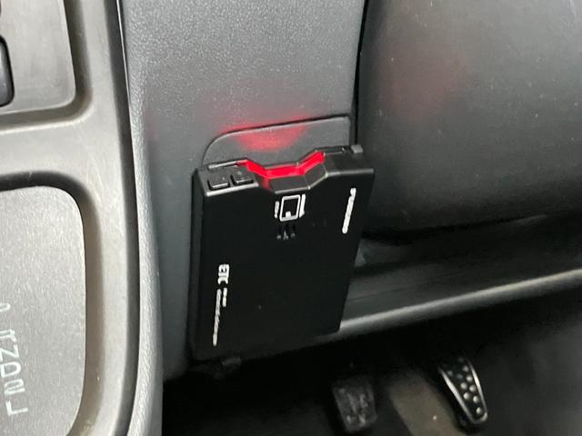 ハイゼットカーゴ クルーズ 両側スライドドア オーディオ エアコン ETC 電動格納ミラー パワーウインドウ パワーステアリング 光軸調整ダイヤル キーレス(18枚目)