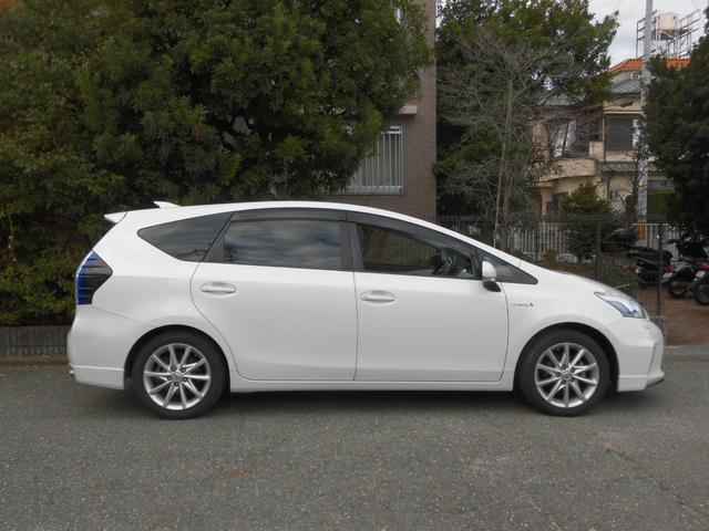 プリウスアルファ Ｓツーリングセレクション　アルパイン８インチナビ　地デジ　Ｂカメラ　Ｂｌｕｅｔｏｏｔｈ　モデリスタエアロ　マフラー　ＬＥＤ　スマートキー（6枚目）