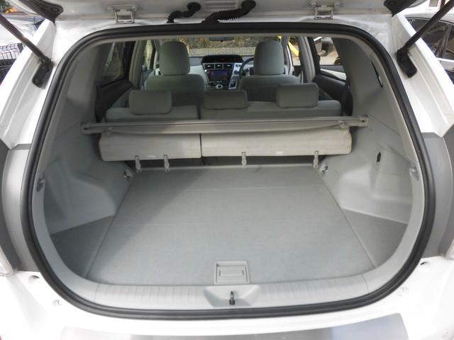 プリウスアルファ Ｓツーリングセレクション　アルパイン８インチナビ　地デジ　Ｂカメラ　Ｂｌｕｅｔｏｏｔｈ　モデリスタエアロ　マフラー　ＬＥＤ　スマートキー（17枚目）