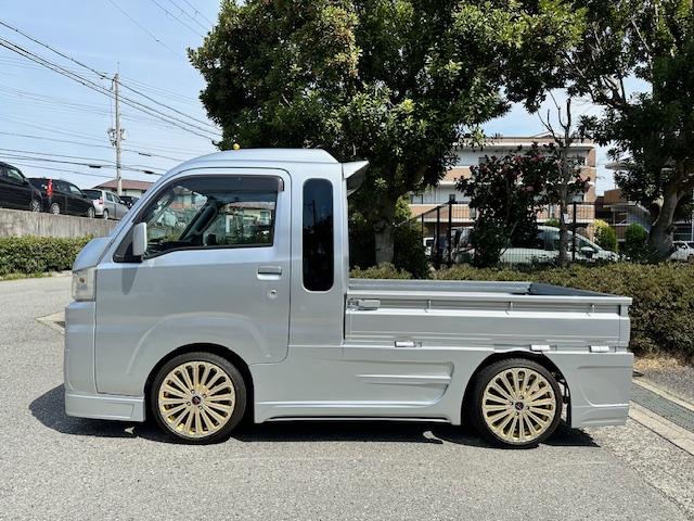 ジャンボ　禁煙車　５ＭＴ　５速ミッション　　ミツビシメモリーナビ　フルセグ　外品アルミホイール　エアロ　ＥＴＣ　キーレスエントリー(9枚目)