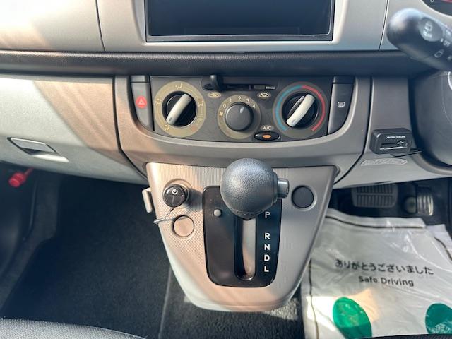 ステラ カスタムＲ　禁煙車　キ－レスエントリ－　電動格納ドアミラ－　アルミホイール　ＣＤデッキ　走行１２９００ｋｍ（22枚目）