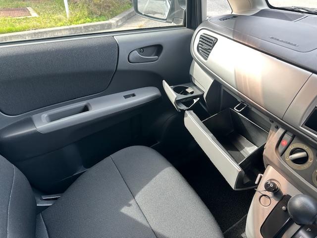 ステラ カスタムＲ　禁煙車　キ－レスエントリ－　電動格納ドアミラ－　アルミホイール　ＣＤデッキ　走行１２９００ｋｍ（24枚目）