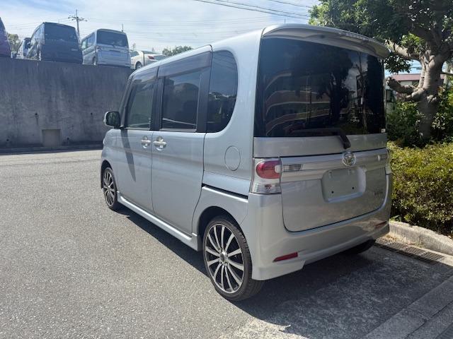 タント カスタムＸ　禁煙車　ナビ　フルセグ　ＥＴＣ　スマートキー　電動スライドドア　電動格納ウインカードアミラー　アルミホイール　フォグランプ　リアウイング（10枚目）