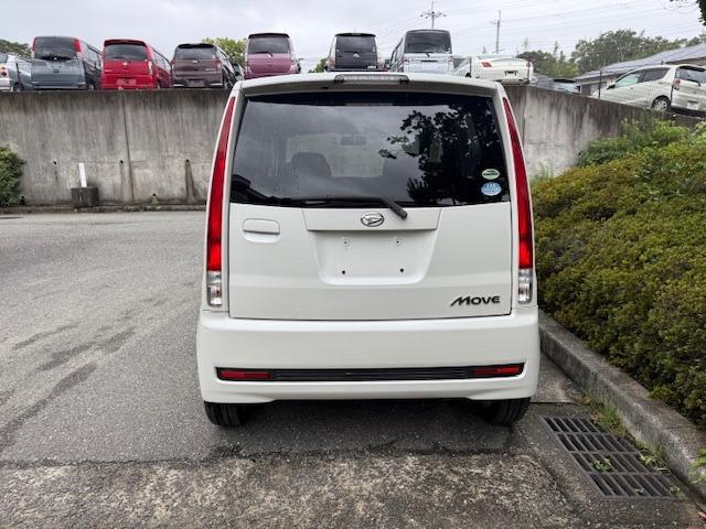 ムーヴ カスタム　Ｒリミテッド　禁煙車　ターボ　ＥＴＣ　スマートキー　アルミホイール　ＨＩＤヘッドライト　フォグランプ　ＣＤデッキ　電動格納ウインカードアミラー（11枚目）