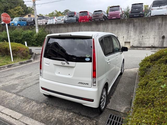 ムーヴ カスタム　Ｒリミテッド　禁煙車　ターボ　ＥＴＣ　スマートキー　アルミホイール　ＨＩＤヘッドライト　フォグランプ　ＣＤデッキ　電動格納ウインカードアミラー（12枚目）