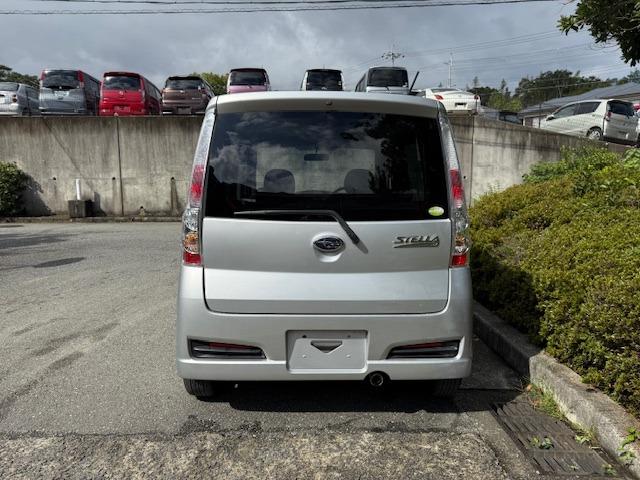 ステラ カスタムＲＳ　禁煙車　スーパーチャージャー　キーレスエントリー　電格ウインカードアミラー　アルミホイール　ＣＤデッキ（11枚目）