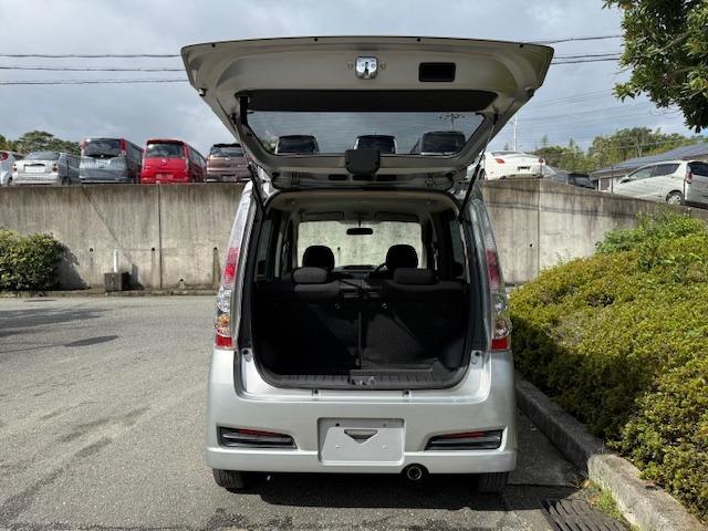 ステラ カスタムＲＳ　禁煙車　スーパーチャージャー　キーレスエントリー　電格ウインカードアミラー　アルミホイール　ＣＤデッキ（13枚目）