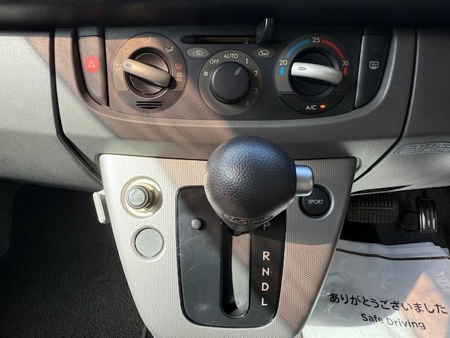 ステラ カスタムＲＳ　禁煙車　スーパーチャージャー　キーレスエントリー　電格ウインカードアミラー　アルミホイール　ＣＤデッキ（22枚目）