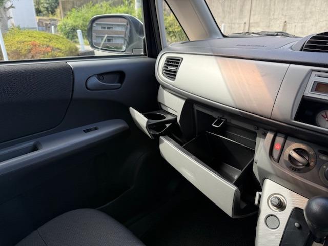 ステラ カスタムＲＳ　禁煙車　スーパーチャージャー　キーレスエントリー　電格ウインカードアミラー　アルミホイール　ＣＤデッキ（25枚目）
