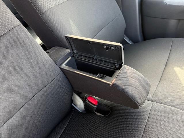 ステラ カスタムＲＳ　禁煙車　スーパーチャージャー　キーレスエントリー　電格ウインカードアミラー　アルミホイール　ＣＤデッキ（29枚目）