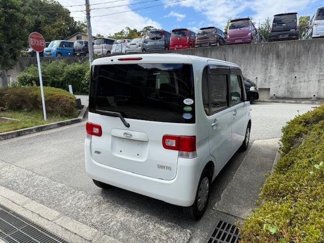 タント Ｌ　禁煙車　１２８５０キロ　ナビ　フルセグ　Ｂｕｌｅｔｏｏｔｈ　４ＷＤ　スライドドア　ＥＴＣ　エコアイドル　ＩＳＯ　ＦＩＸ（12枚目）