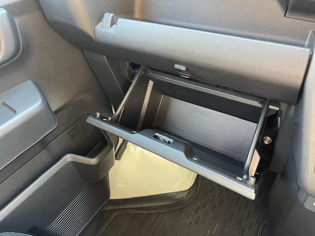 ハイゼットカーゴ 　２シーター　禁煙車　スマートアシスト機能　ドライブレコーダー　ＥＴＣ　メモリーナビ　ＴＶ　デジタルインナーミラー　キーレス　バックカメラ（22枚目）