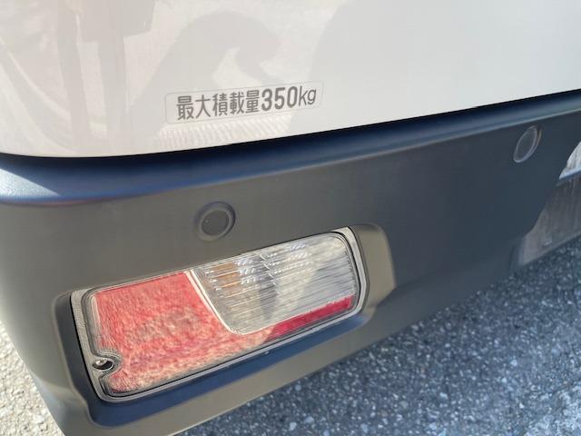 ハイゼットカーゴ 　２シーター　禁煙車　スマートアシスト機能　ドライブレコーダー　ＥＴＣ　メモリーナビ　ＴＶ　デジタルインナーミラー　キーレス　バックカメラ（48枚目）