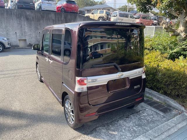 タント カスタムＲＳ　禁煙車　ターボ　パナソニックメモリーナビ　フルセグＴＶ　バックカメラ　ＥＴＣ　　スマートキー　電格ドアミラー　アルミホイール　パワースライドドア（10枚目）