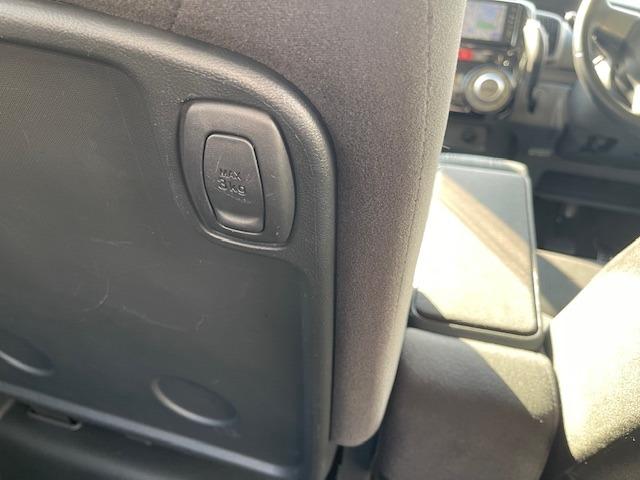 タント カスタムＲＳ　禁煙車　ターボ　パナソニックメモリーナビ　フルセグＴＶ　バックカメラ　ＥＴＣ　　スマートキー　電格ドアミラー　アルミホイール　パワースライドドア（20枚目）