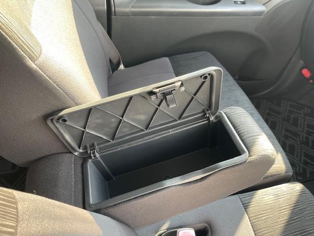 タント カスタムＲＳ　禁煙車　ターボ　パナソニックメモリーナビ　フルセグＴＶ　バックカメラ　ＥＴＣ　　スマートキー　電格ドアミラー　アルミホイール　パワースライドドア（41枚目）