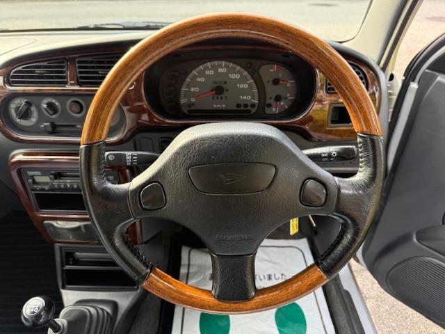 ミラ ピコ　５ＭＴ　キーレスエントリー　アルミホイール　ウッドコンビハンドル（18枚目）