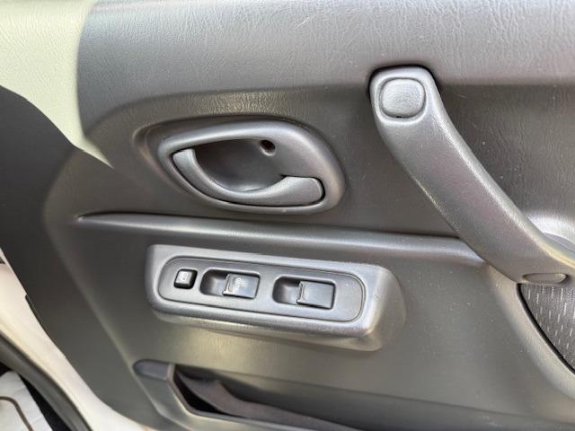 ＡＺオフロード ＸＣ　禁煙車　ターボ　ＥＴＣ　ナビ　フルセグ　Ｂｌｕｅｔｏｏｔｈ　キーレス　電格ドアミラー　アルミホイール　背面タイヤ　サイドバー（31枚目）