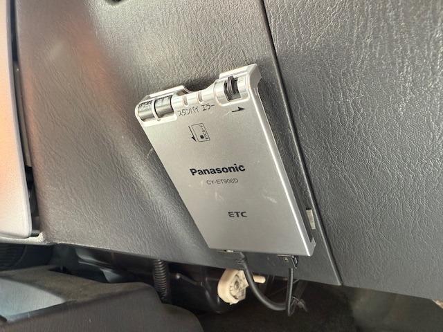 ＡＺオフロード ＸＣ　禁煙車　ターボ　ＥＴＣ　ナビ　フルセグ　Ｂｌｕｅｔｏｏｔｈ　キーレス　電格ドアミラー　アルミホイール　背面タイヤ　サイドバー（32枚目）