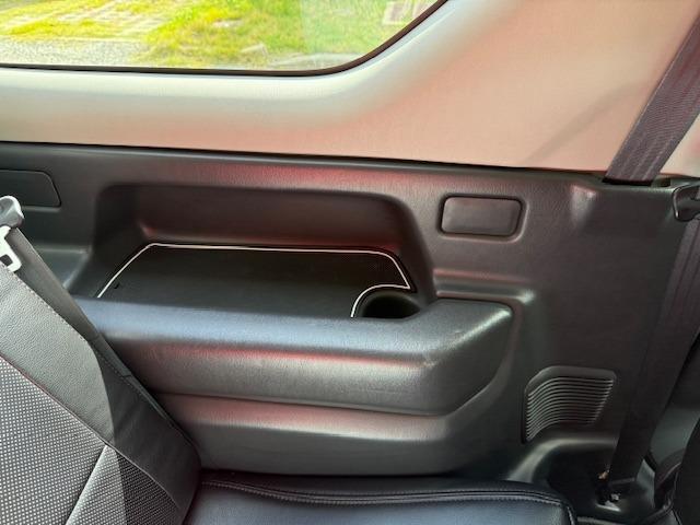 ＡＺオフロード ＸＣ　禁煙車　ターボ　ＥＴＣ　ナビ　フルセグ　Ｂｌｕｅｔｏｏｔｈ　キーレス　電格ドアミラー　アルミホイール　背面タイヤ　サイドバー（35枚目）