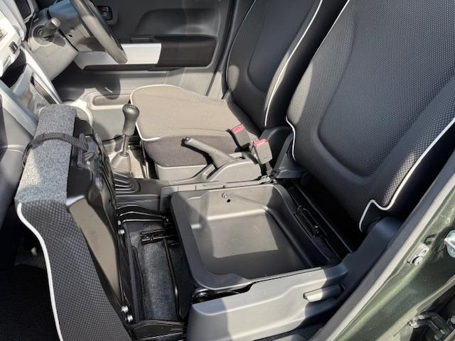 ハスラー Ｇ　禁煙車　５ＭＴ　メモリーナビ　フルセグＴＶ　Ｂｌｕｅｔｏｏｔｈ　外品アルミホイール　電動格納ドアミラー　キーレスエントリー（32枚目）