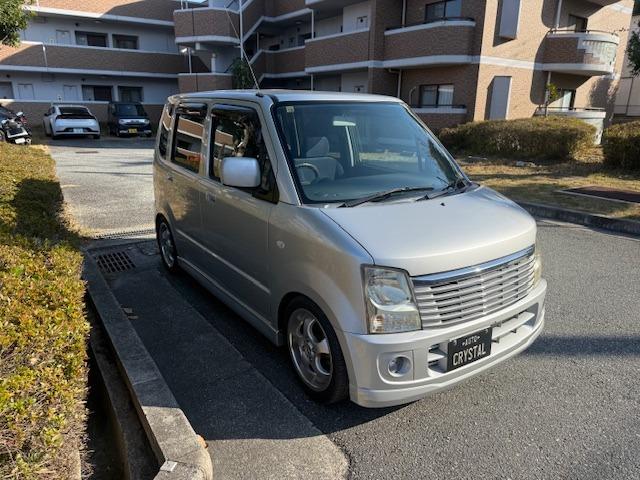 ワゴンＲ ＦＸ　禁煙車　５ＭＴ　エアロ　ローダウン　アルミホイール　ディスプレイオーディオ　社外マフラー　ＥＴＣ　キーレスエントリー（8枚目）
