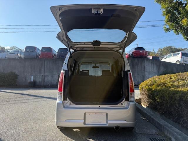 ワゴンＲ ＦＸ　禁煙車　５ＭＴ　エアロ　ローダウン　アルミホイール　ディスプレイオーディオ　社外マフラー　ＥＴＣ　キーレスエントリー（13枚目）