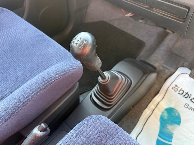 ワゴンＲ ＦＸ　禁煙車　５ＭＴ　エアロ　ローダウン　アルミホイール　ディスプレイオーディオ　社外マフラー　ＥＴＣ　キーレスエントリー（30枚目）