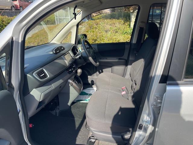 ステラ カスタムＲＳ　禁煙車　スーパーチャージャー　メモリーナビナビ　フルセグ　キーレスエントリー　電動格納ドアミラ－　アルミ　ｂｌｕｅｔｏｏｔｈ（16枚目）