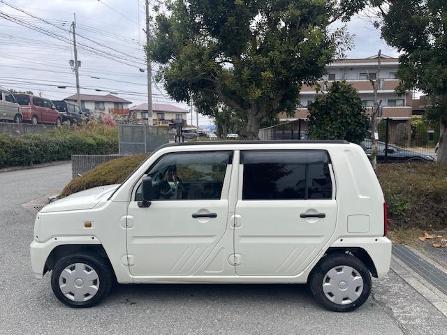 ネイキッド Ｇ　禁煙車　ＥＴＣ　　キーレスエントリー　ＣＤデッキ　電格ミラー　バックモニター（9枚目）