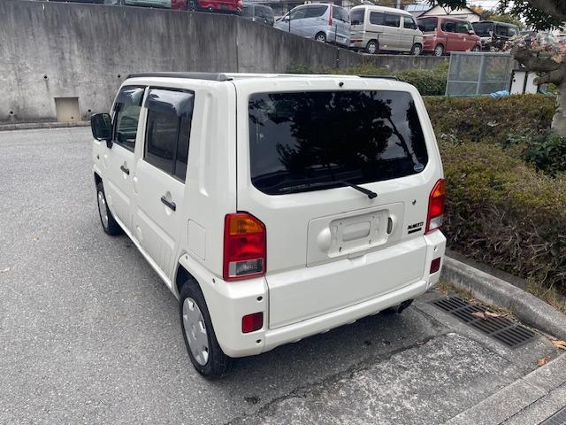 ネイキッド Ｇ　禁煙車　ＥＴＣ　　キーレスエントリー　ＣＤデッキ　電格ミラー　バックモニター（10枚目）