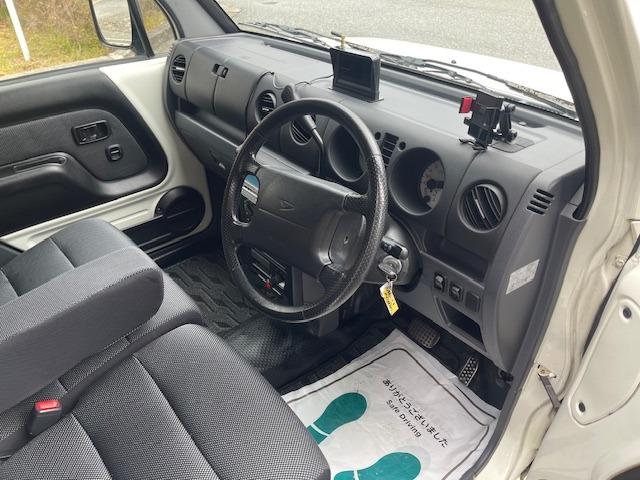 ネイキッド Ｇ　禁煙車　ＥＴＣ　　キーレスエントリー　ＣＤデッキ　電格ミラー　バックモニター（16枚目）