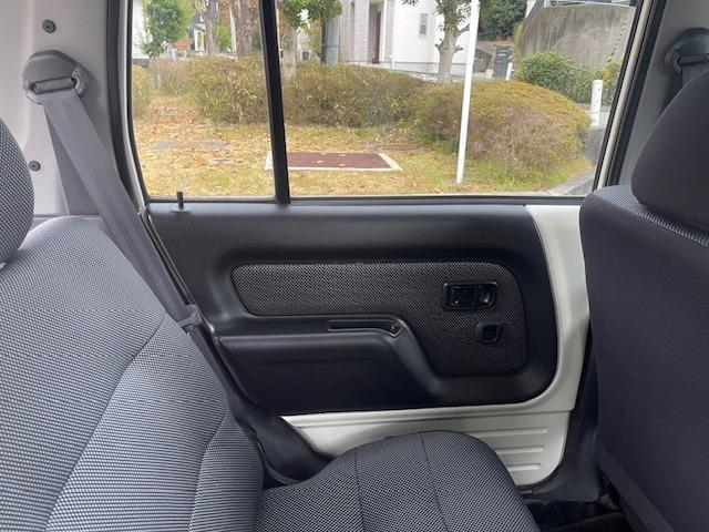 ネイキッド Ｇ　禁煙車　ＥＴＣ　　キーレスエントリー　ＣＤデッキ　電格ミラー　バックモニター（18枚目）