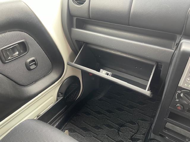 ネイキッド Ｇ　禁煙車　ＥＴＣ　　キーレスエントリー　ＣＤデッキ　電格ミラー　バックモニター（23枚目）