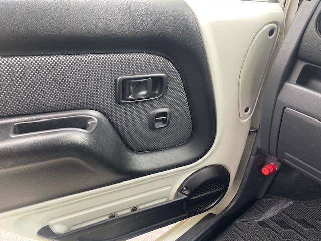 ネイキッド Ｇ　禁煙車　ＥＴＣ　　キーレスエントリー　ＣＤデッキ　電格ミラー　バックモニター（24枚目）