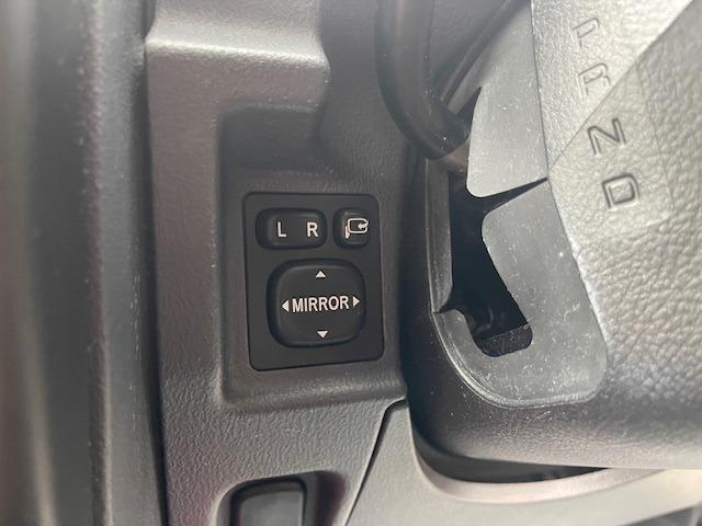 ネイキッド Ｇ　禁煙車　ＥＴＣ　　キーレスエントリー　ＣＤデッキ　電格ミラー　バックモニター（27枚目）