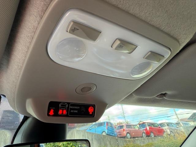 スマートフォーフォー ターボ　禁煙車　ターボ　ＥＴＣ　ガラスルーフ　黒革　シートヒーター　ドライブレコーダー　ＩＳＯ　ＦＩＸ　アルミ　キーレスエントリー（34枚目）