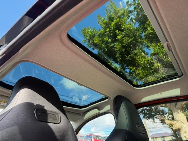 スマートフォーフォー ターボ　禁煙車　ターボ　ＥＴＣ　ガラスルーフ　黒革　シートヒーター　ドライブレコーダー　ＩＳＯ　ＦＩＸ　アルミ　キーレスエントリー（40枚目）