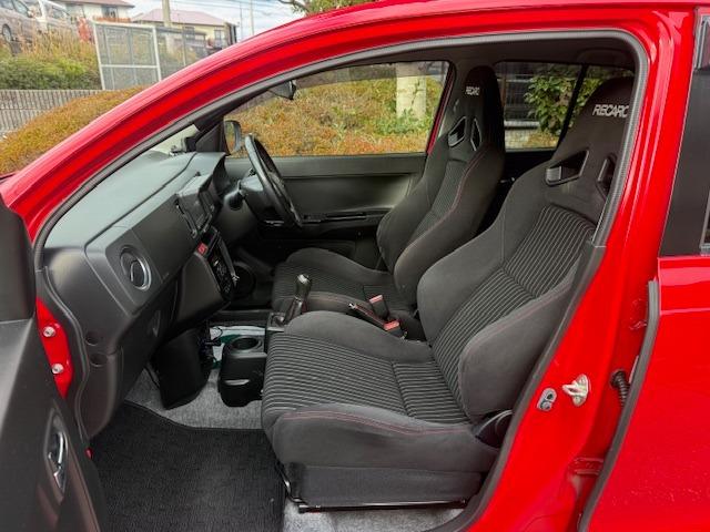 �������ςT��͑S�����炨�d�b�⃁�[���݂̂ł̂������𒸂��Ă���܂��B�I�[�g�N���X�^���͉����̂��q�l�ւ̔̔��͎��M���������܂��B�C�ɂȂ�܂�����܂��͒ʘb�������_�C�����@�O�O�V�W�|�U�O�S�T�|�S�O�Q�V