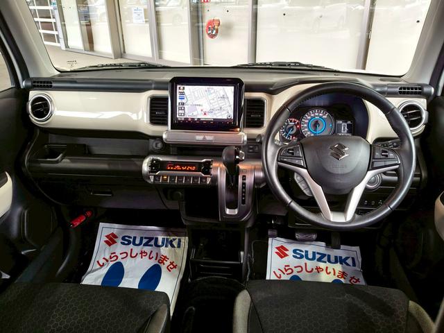 シートのへたりもステアリングのすり減りもなくキレイなクルマです！