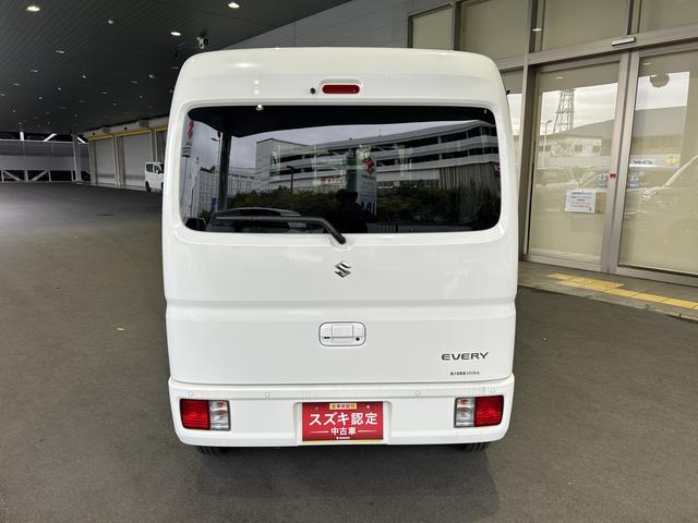 エブリイ ＪＯＩＮ　６型　ディスプレイオーディオ　バックカメラ　前後衝突被害軽減ブレーキ　ディスプレイオーディオ　バックカメラ　マニュアルエアコン　オートライト　キーレスプッシュスタート　シートヒーター　チルトステアリング（7枚目）