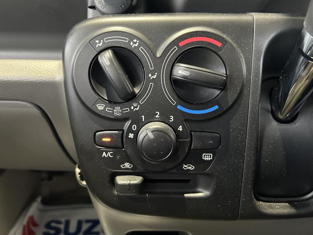 エブリイ ＪＯＩＮ　６型　ディスプレイオーディオ　バックカメラ　前後衝突被害軽減ブレーキ　ディスプレイオーディオ　バックカメラ　マニュアルエアコン　オートライト　キーレスプッシュスタート　シートヒーター　チルトステアリング（14枚目）