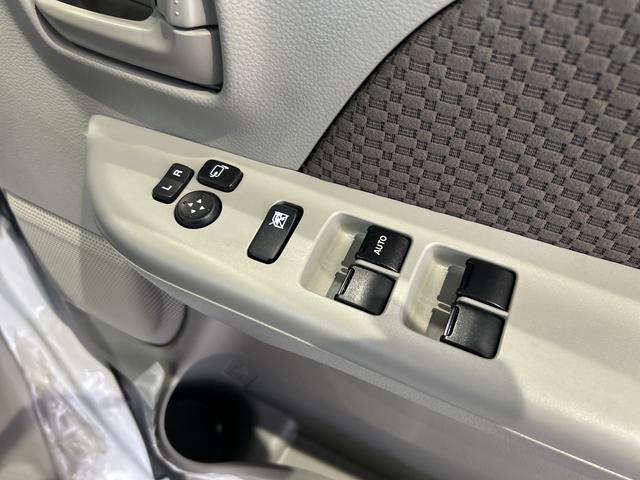 エブリイ ＪＯＩＮ　６型　ディスプレイオーディオ　バックカメラ　前後衝突被害軽減ブレーキ　ディスプレイオーディオ　バックカメラ　マニュアルエアコン　オートライト　キーレスプッシュスタート　シートヒーター　チルトステアリング（19枚目）