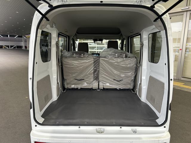 エブリイ ＪＯＩＮ　６型　ディスプレイオーディオ　バックカメラ　前後衝突被害軽減ブレーキ　ディスプレイオーディオ　バックカメラ　マニュアルエアコン　オートライト　キーレスプッシュスタート　シートヒーター　チルトステアリング（35枚目）