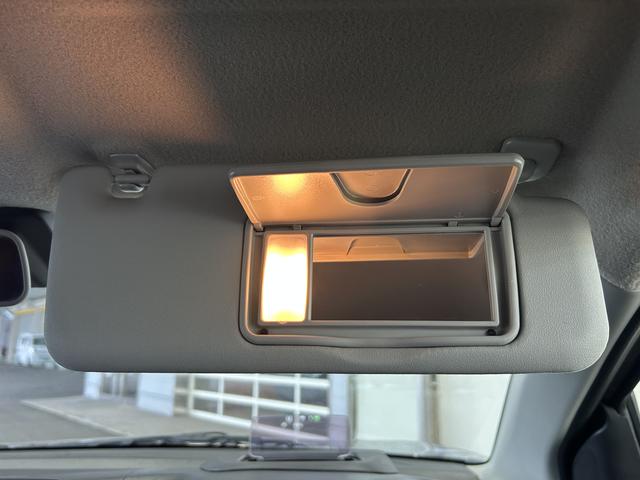 �T���o�C�U�[�ɂ̓~���[���t���Ă܂��I