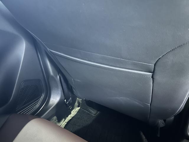 �y����ȃV�[�g�o�b�N�|�P�b�g�z����Ȃ̔w�ʂɃ|�P�b�g���t���Ă܂��I