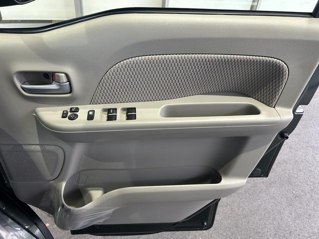 �O�ȃh�A�����Ɏ��[�X�y�[�X�ƃh�����N�z���_�[���t���Ă܂��I