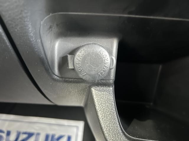 �y�A�N�Z�T���[�\�P�b�g�z�g�����X�~�b�^�[�Ȃǂ��������ނƁA�X�}�z�Ȃǂ̏[�d���\�ɂȂ�܂��I